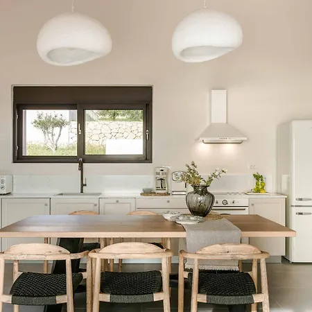 别墅 Ntina